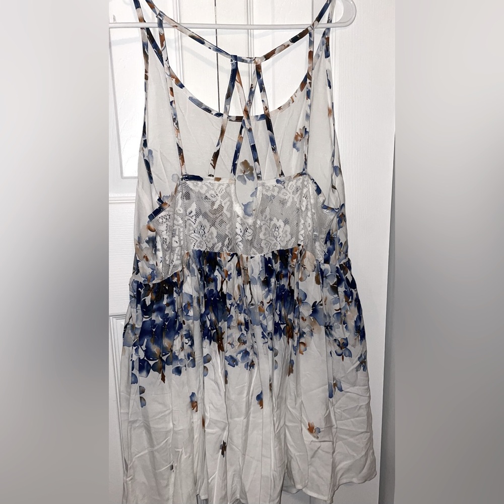 Floral top
